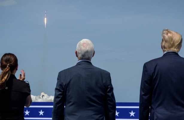 Илон Маск: человечество может гордиться кораблём Crew Dragon