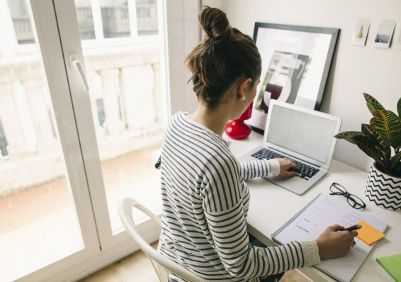 Опрос: почти 70% российских компаний планируют сохранить дистанционный режим работы