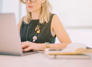 Как выбрать сайт для заказа курсовой работы