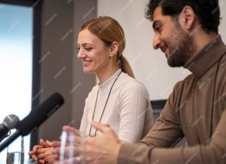 Курсы публичных выступлений: раскрытие вашего голоса и уверенности