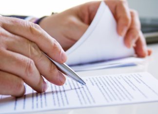 Трудовые споры: как защитить права работодателя и работника в суде