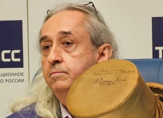 Цилиндр Чайковского оценили в 20 миллионов