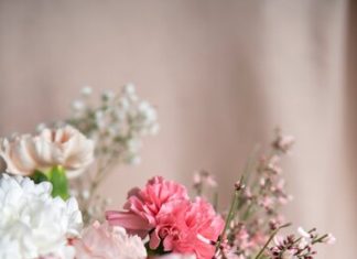 Доставка цветов: какие особенности выбора?