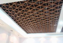 Подвесные потолки в интерьере: гид по выбору материалов и особенностям монтажа конструкций