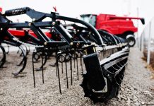 Экскаваторы-погрузчики и навесное оборудование от компании «Болдер»