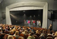 Москвичи проголосуют за название конкурса для будущих руководителей театра