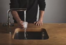 Чистая вода под рукой: Фильтр для воды под мойку