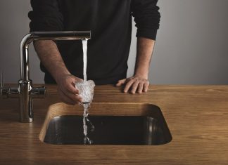 Чистая вода под рукой: Фильтр для воды под мойку