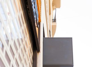 Как изменились требования к вывескам в 2025 году?