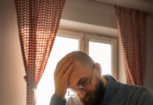 Как справиться с трудностями: работа, жилье, питание и оплата каждый день