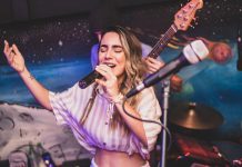 Занятия по вокалу: как научиться петь и раскрыть свой голос