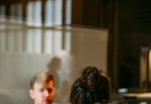 Знакомства в Израиле: как найти свою вторую половинку в стране солнца и историй