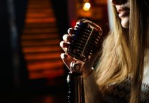 Караоке клуб: Почему Вам Стоит Попробовать