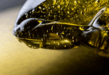 Маркировка моторных масел в России: цифровой паспорт продукции с 1 ноября 2025 года